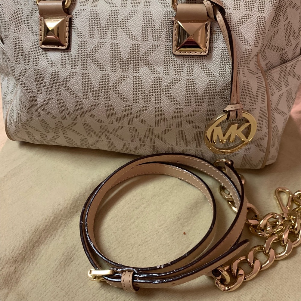 New hangbag Cynthia